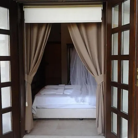 Hotel Loca